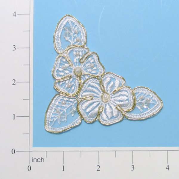 Lace D'oro Impatients Applique/Patch 4" x 2 1/2" - White