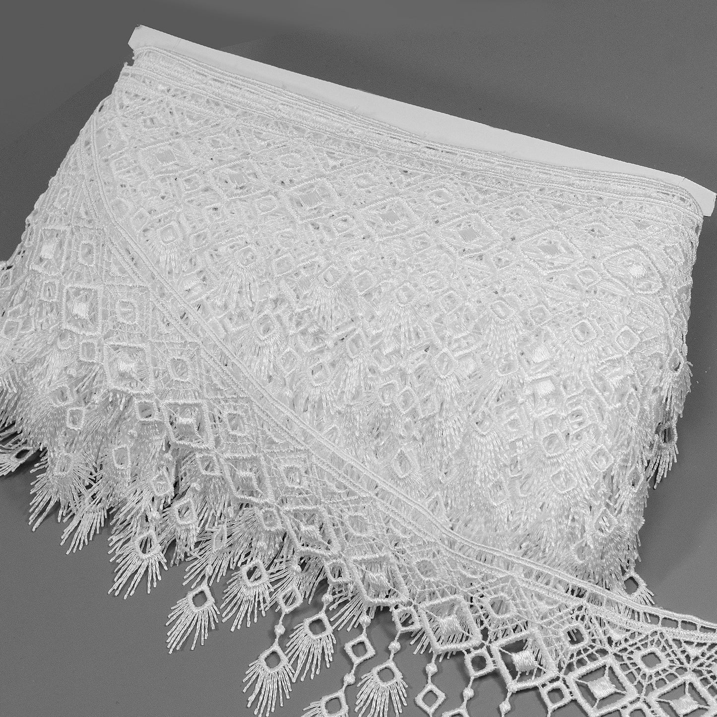 IR8352WH_2
